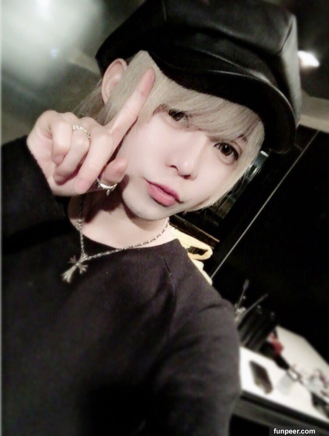 人氣花美男為了證明沒整形 公開素顏 沒想到看這化妝技巧比整形還要強大驚人